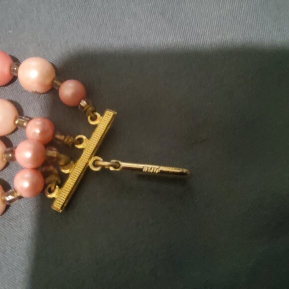 VINTAGE PINK 4 STRAND NECKLACE BY MAKER JAPAN SALE - Picture 5 of 7
